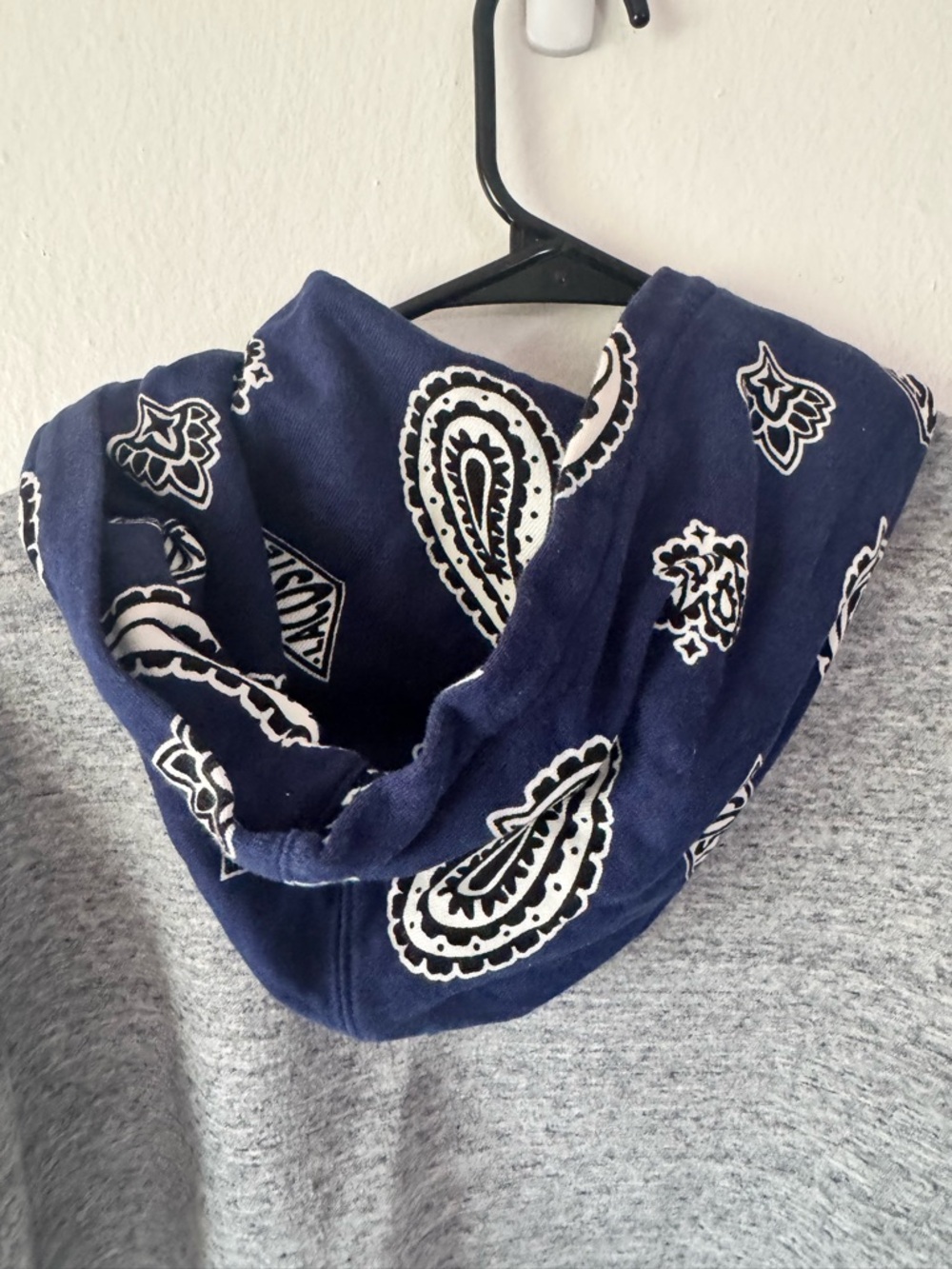 Lacoste Gray Pullover Sweatshirt with Navy Bandana Hood - Picture 4 of 4